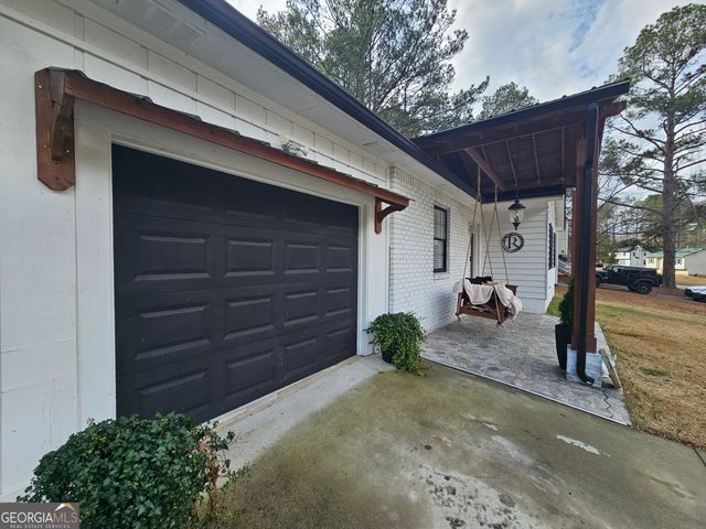 315 Galena Court, Fairburn, GA 30213