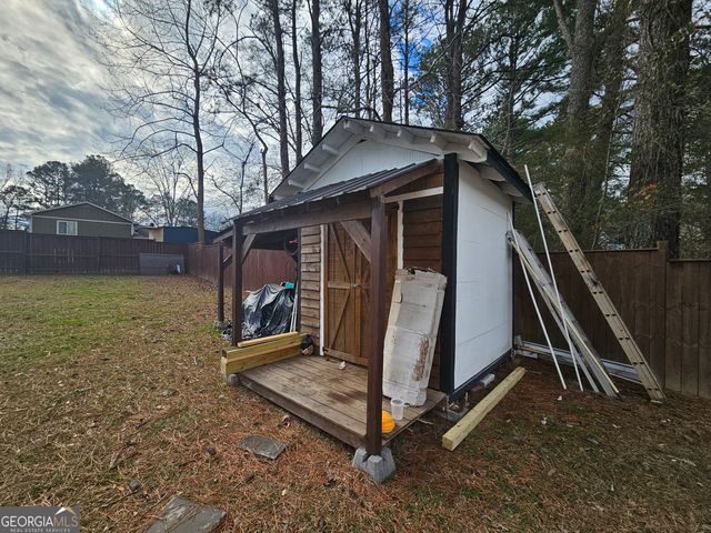 315 Galena Court, Fairburn, GA 30213