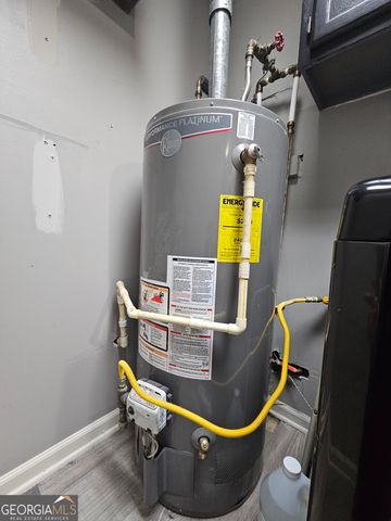 315 Galena Court, Fairburn, GA 30213