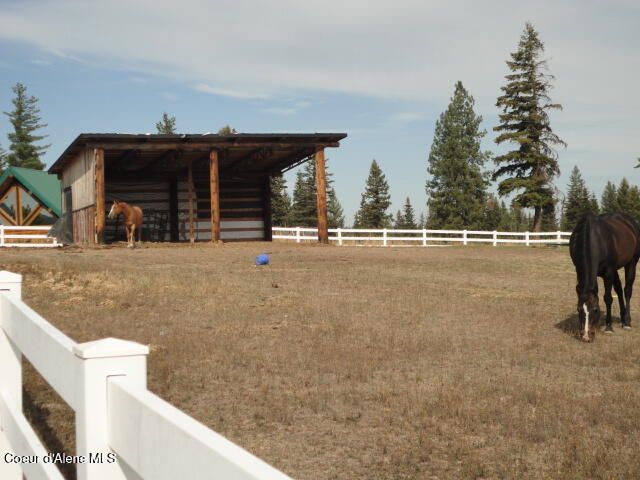 149 Meadow Road, St. Maries, ID 83861