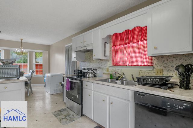 1971 Kingston Lane, Hinesville, GA 31313