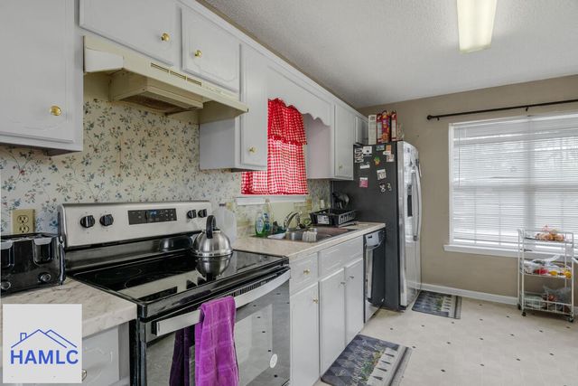 1971 Kingston Lane, Hinesville, GA 31313