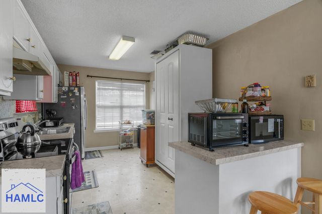 1971 Kingston Lane, Hinesville, GA 31313