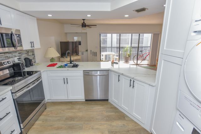 1605 S Us Hwy 1 D305, Jupiter, FL 33477