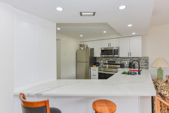 1605 S Us Hwy 1 D305, Jupiter, FL 33477