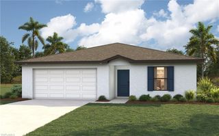 940 Panda DR, Lehigh Acres, FL 33974