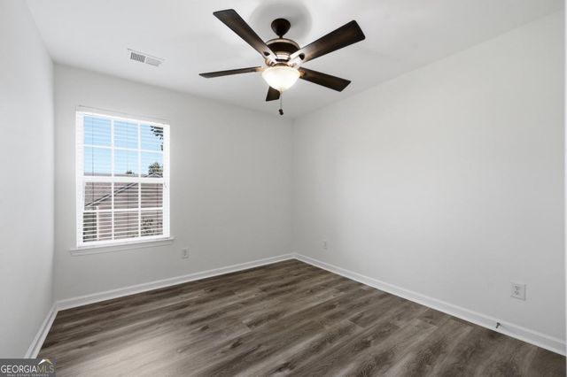 5012 Yellow Stone Drive, Flowery Branch, GA 30542