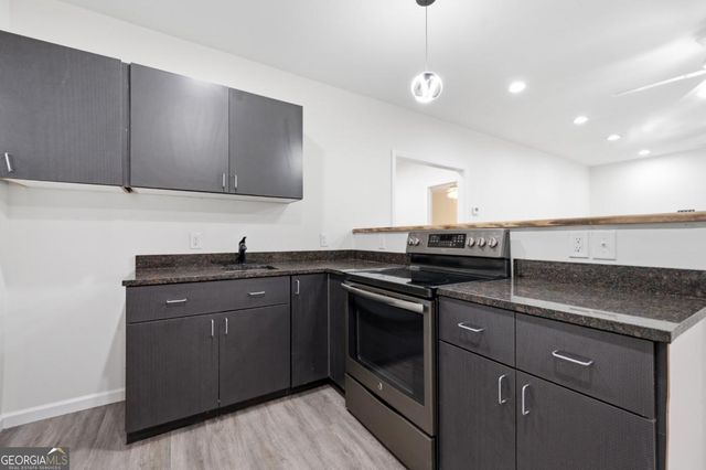 5012 Yellow Stone Drive, Flowery Branch, GA 30542
