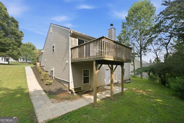5012 Yellow Stone Drive, Flowery Branch, GA 30542