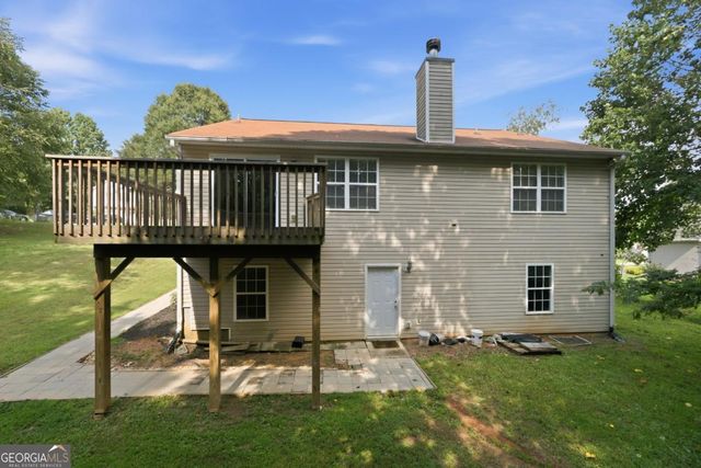 5012 Yellow Stone Drive, Flowery Branch, GA 30542