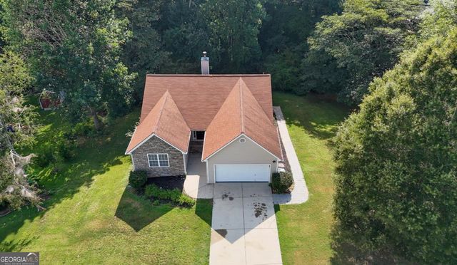 5012 Yellow Stone Drive, Flowery Branch, GA 30542