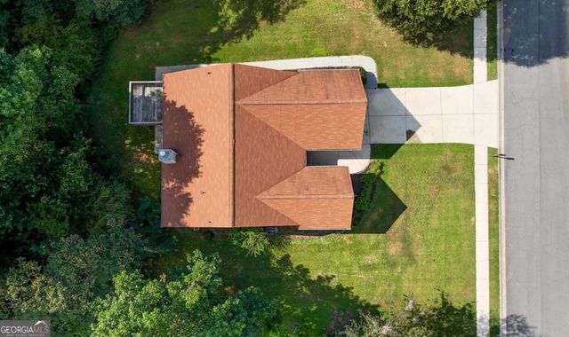 5012 Yellow Stone Drive, Flowery Branch, GA 30542