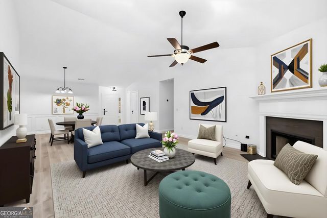 5012 Yellow Stone Drive, Flowery Branch, GA 30542
