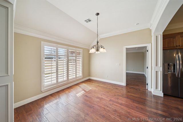 5020 Lake Breeze Road, Grove, OK 74344