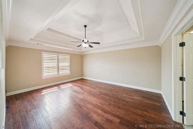 5020 Lake Breeze Road, Grove, OK 74344