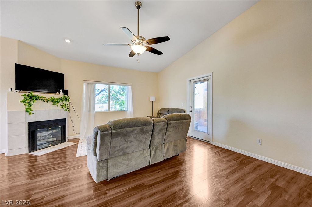 900 Heavenly Hills Court 213, Las Vegas, NV 89145 — photo 4