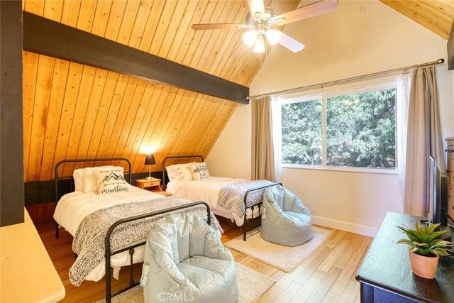 334 Weisshorn Drive, Crestline, CA 92325