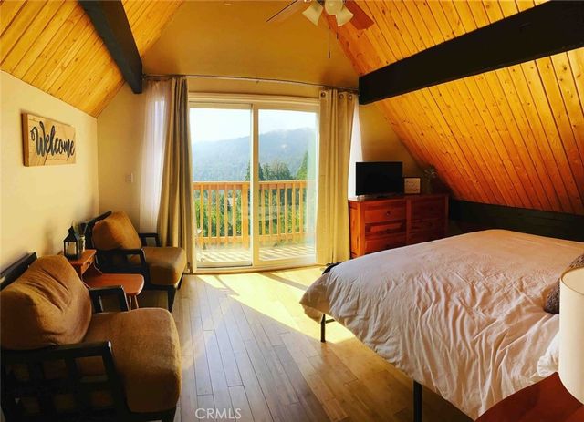 334 Weisshorn Drive, Crestline, CA 92325