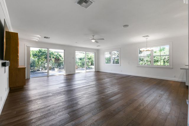 104 Weomi Lane, Jupiter, FL 33458