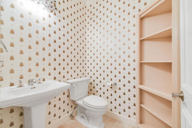 104 Weomi Lane, Jupiter, FL 33458