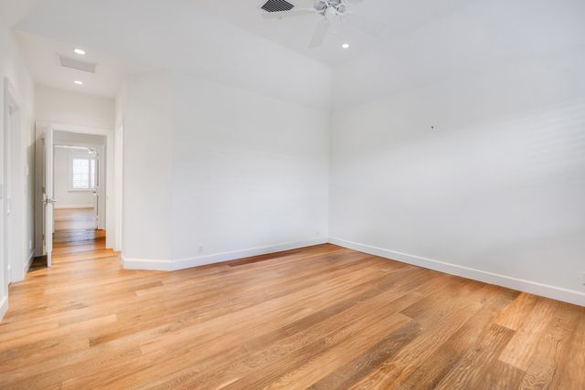 104 Weomi Lane, Jupiter, FL 33458