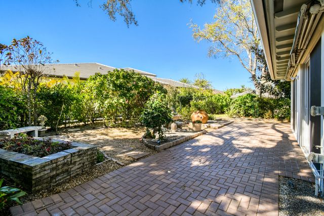 104 Weomi Lane, Jupiter, FL 33458