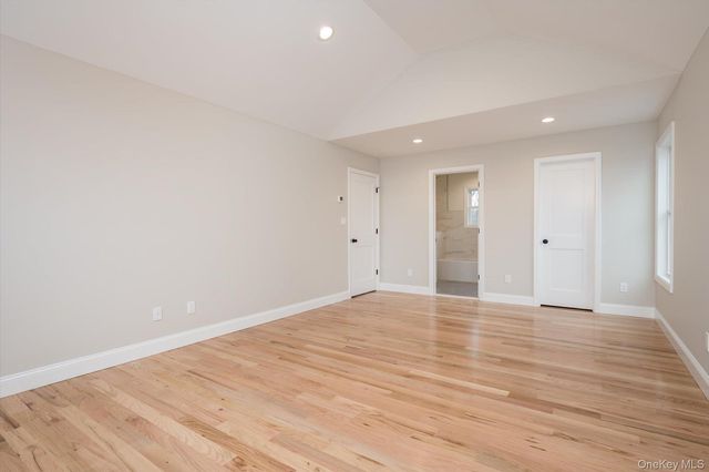 15 Dubois Avenue, Amityville, NY 11701