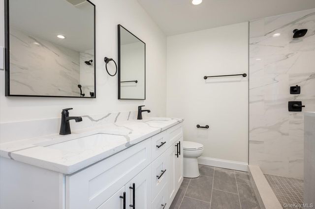 15 Dubois Avenue, Amityville, NY 11701