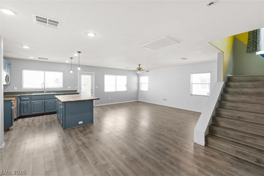 10883 Hawthorne Berry Street, Las Vegas, NV 89141 — photo 3