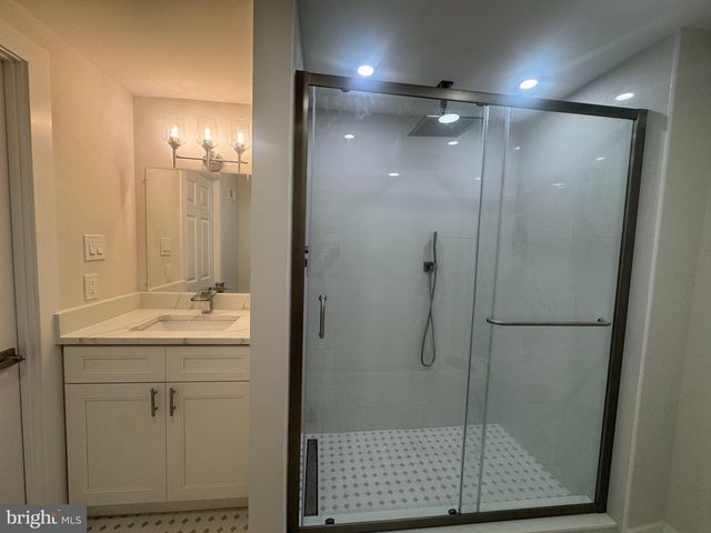 433 LA CASCATA TNHS, Clementon, NJ 08021
