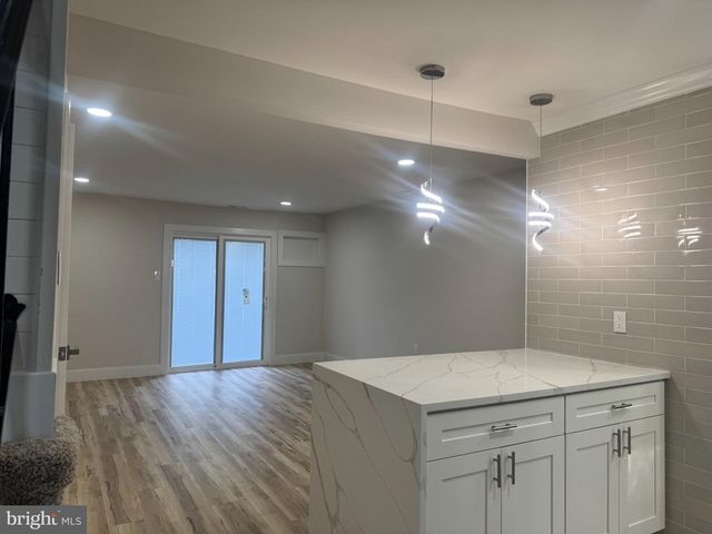 433 LA CASCATA TNHS, Clementon, NJ 08021
