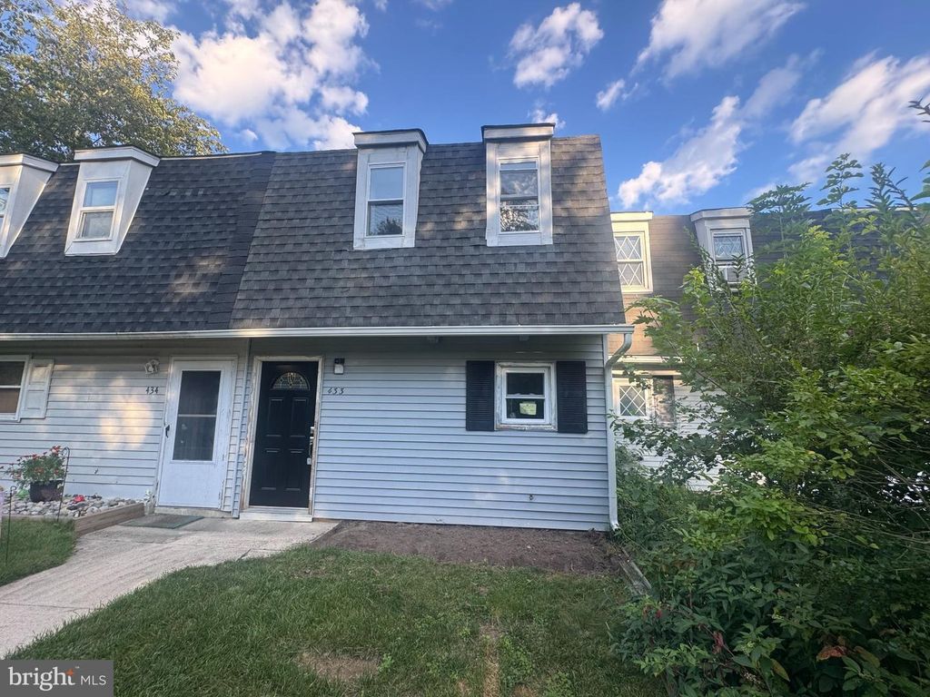 433 LA CASCATA TNHS, Clementon, NJ 08021