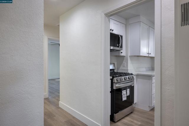 2250 Hickory Dr, Concord, CA 94520