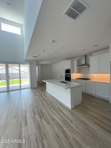 7417 W Buckhorn Trail, Peoria, AZ 85383