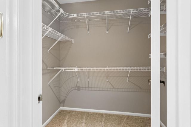 10 MICHAELSON DR, Mount Laurel, NJ 08054