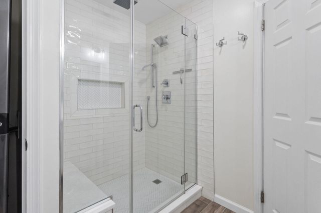 10 MICHAELSON DR, Mount Laurel, NJ 08054