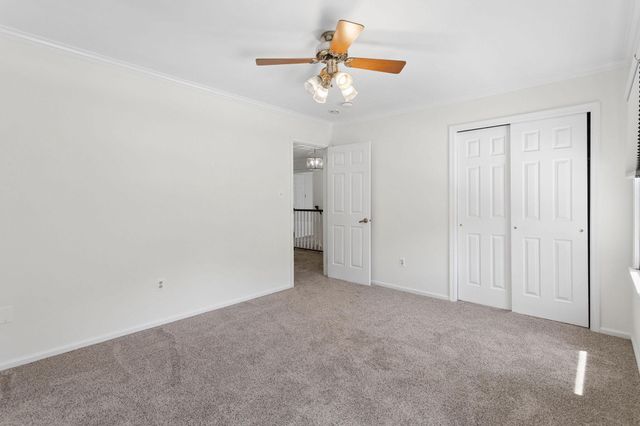 10 MICHAELSON DR, Mount Laurel, NJ 08054