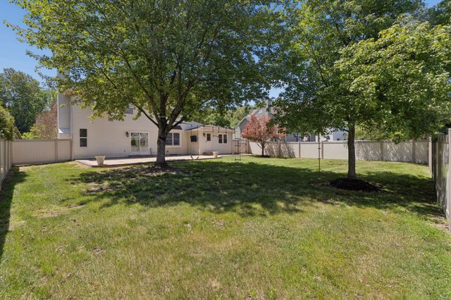 10 MICHAELSON DR, Mount Laurel, NJ 08054