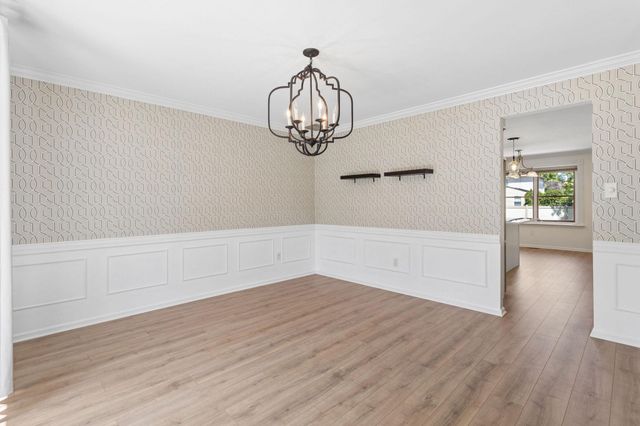 10 MICHAELSON DR, Mount Laurel, NJ 08054