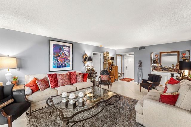 5951 Wellesley Park Drive 507, Boca Raton, FL 33433