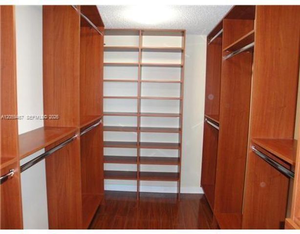 251 174th St 1612, Sunny Isles Beach, FL 33160