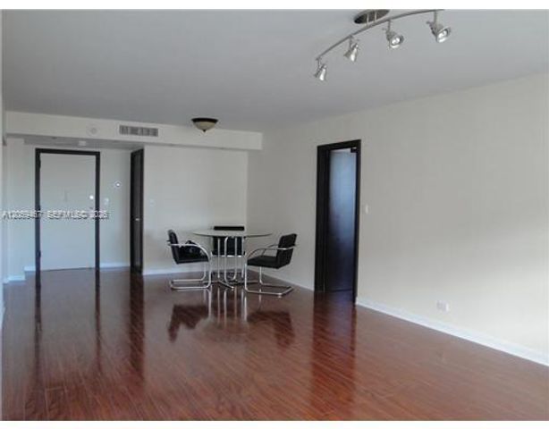 251 174th St 1612, Sunny Isles Beach, FL 33160