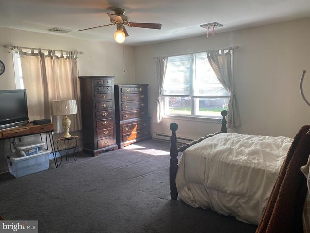 179 SHEWELL AVE, Doylestown, PA 18901
