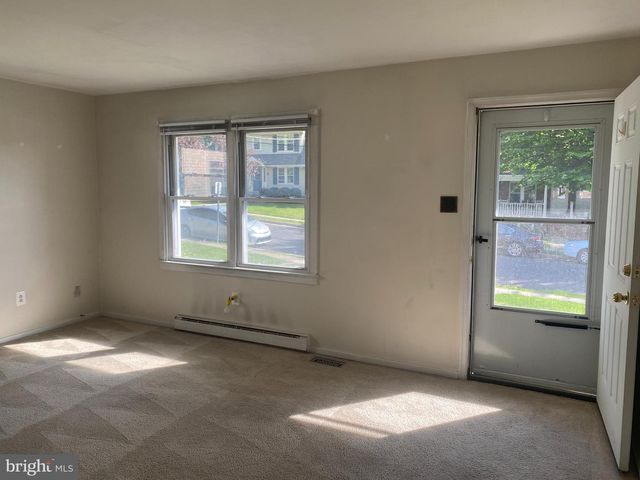 179 SHEWELL AVE, Doylestown, PA 18901