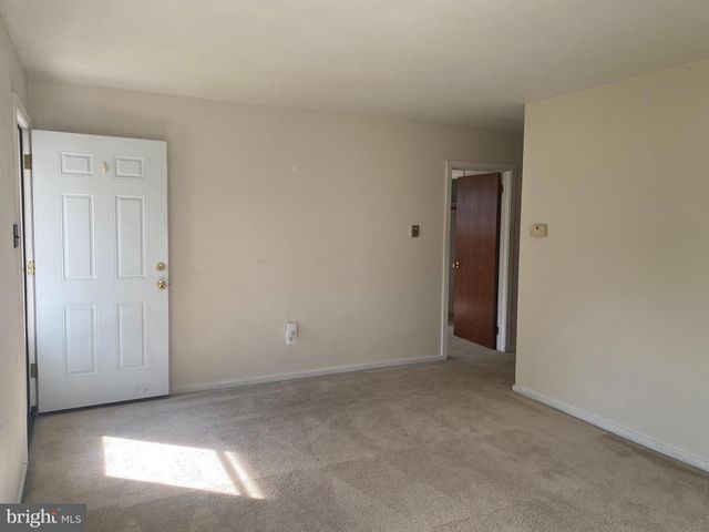179 SHEWELL AVE, Doylestown, PA 18901