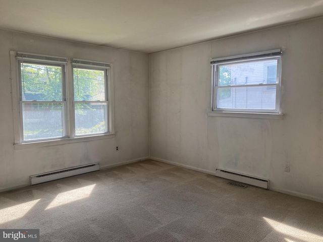 179 SHEWELL AVE, Doylestown, PA 18901
