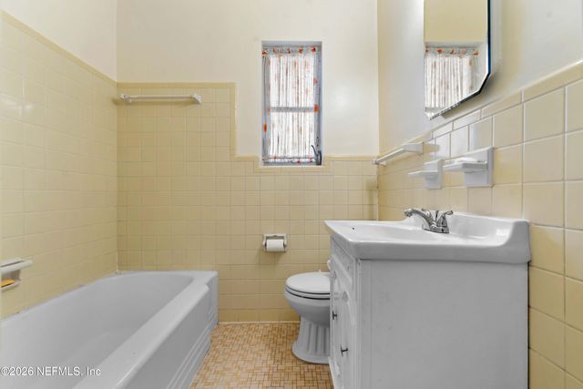 3905 FERRARRA Street, Jacksonville, FL 32217