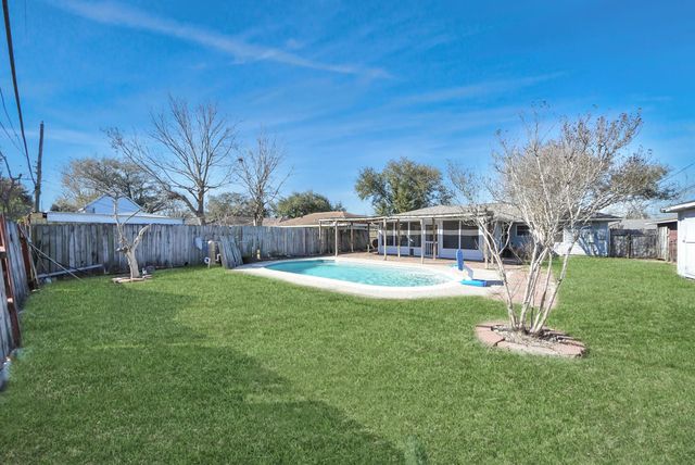 12118 Palmbeach Street, Houston, TX 77034