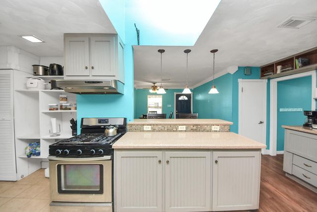 12118 Palmbeach Street, Houston, TX 77034