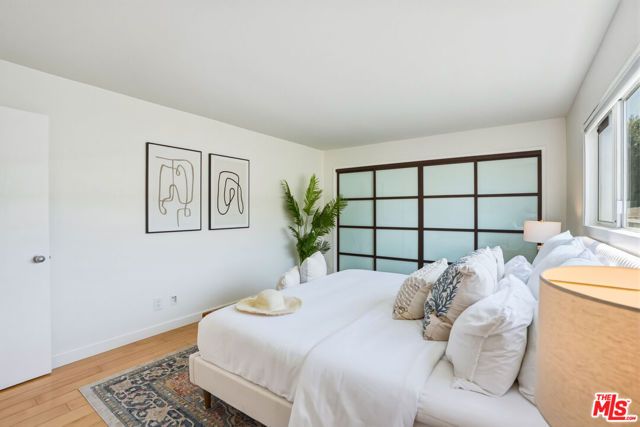 917 2nd Street 205, Santa Monica, CA 90403